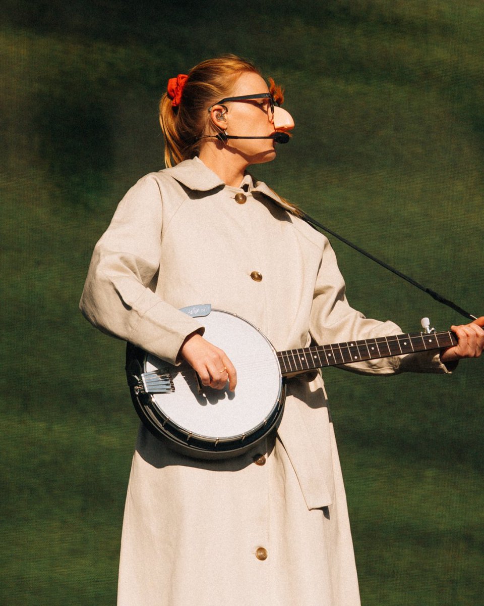 allpointseastuk's tweet photo. Sue me, that was the best time with Audrey Hobert https://t.co/Kdy3XZSYC1