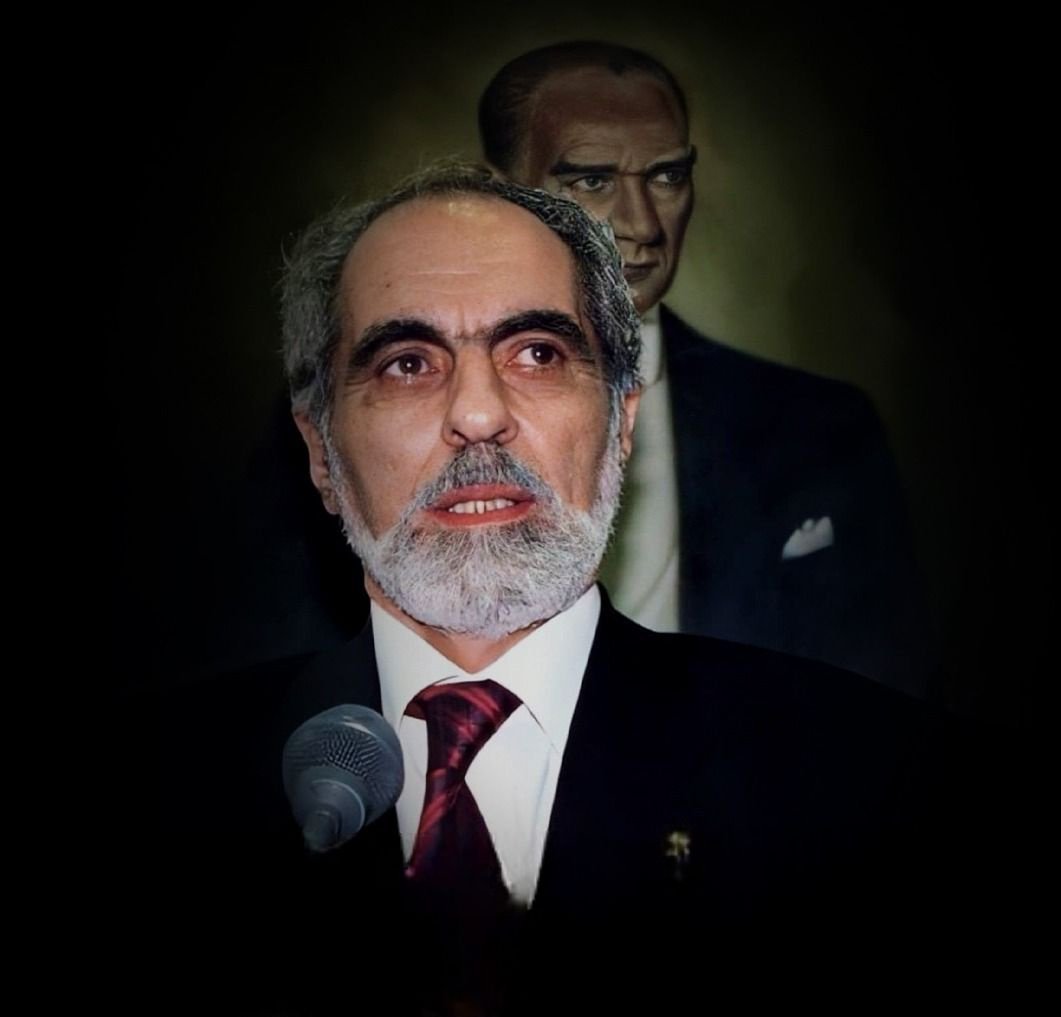 XHulagu8's tweet photo. “İlk önce ben Türk’üm, sade bir Türk!”

Ruhun şad olsun #EbulfezElçibey https://t.co/oCLj10VFog