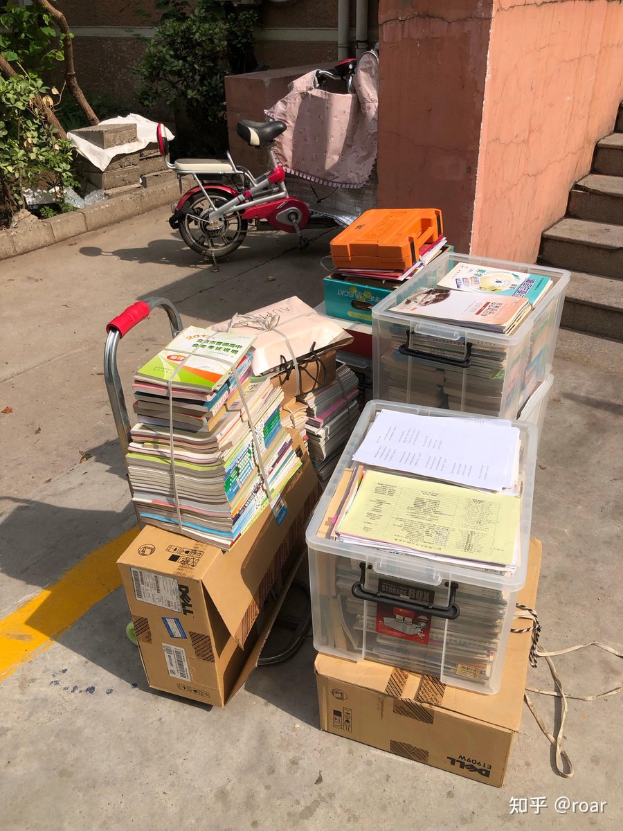 WithBound's tweet photo. Sorting old stuff Donate usable clothes, books, or kitchenware — clear space and help others. https://t.co/36wnBeVQ2F