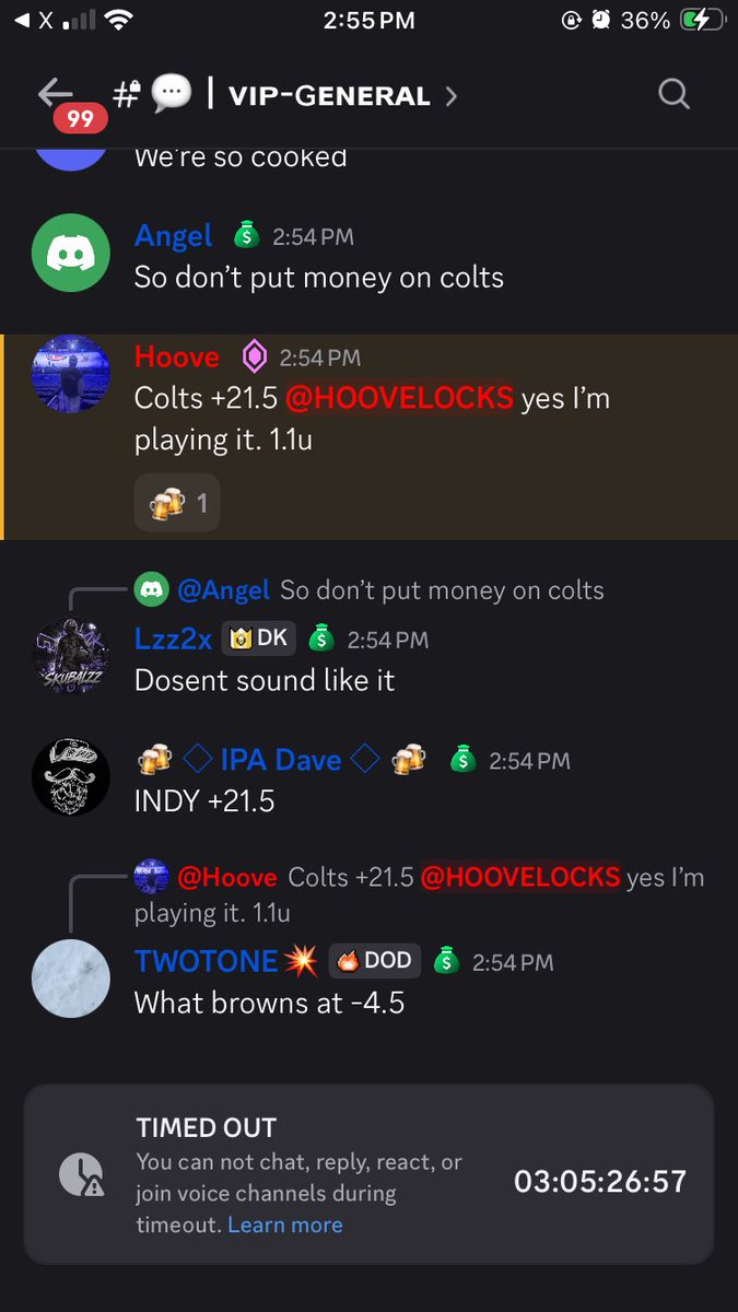 spotlitenero's tweet photo. @CanadianBro93 @HooveLocks Then he really tripled down on a losing bet 😂😂 one game alone cost his discord damn near 6 units https://t.co/5VGw4SyIva
