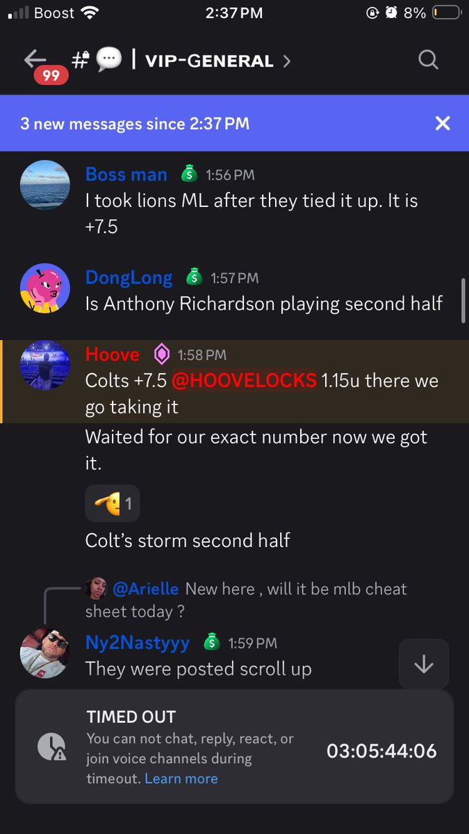 spotlitenero's tweet photo. @CanadianBro93 @HooveLocks Then he really tripled down on a losing bet 😂😂 one game alone cost his discord damn near 6 units https://t.co/5VGw4SyIva