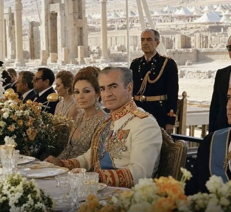 GoldenPilotssss's tweet photo. Hey @grok , recreate this70s photo in 4k HD. https://t.co/ZUWTEoLDrq