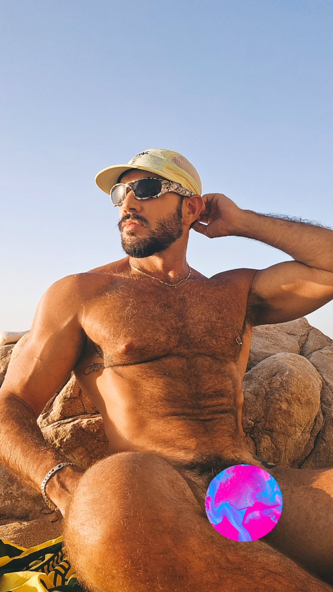 Johan_Akan's tweet photo. beach day (again) https://t.co/W5moaE2u6i