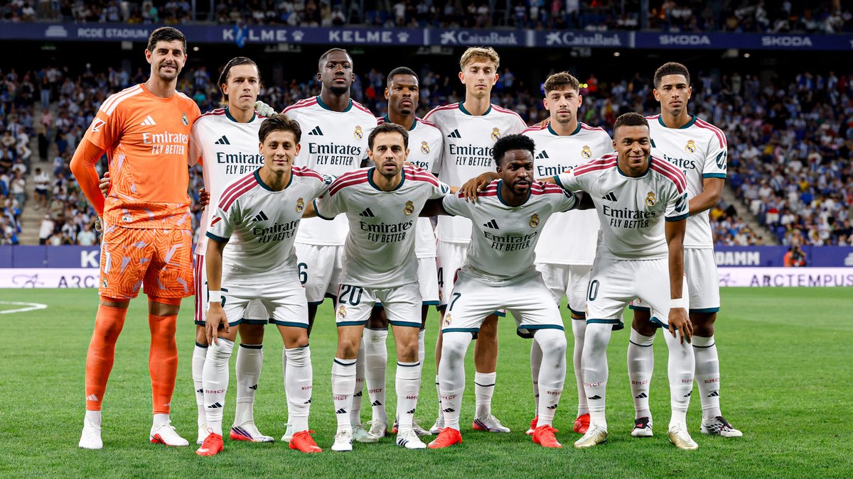 realmadrid's tweet photo. 🤍 ¡Y NADA MÁS! 🤍 https://t.co/qlP6pa7k9A