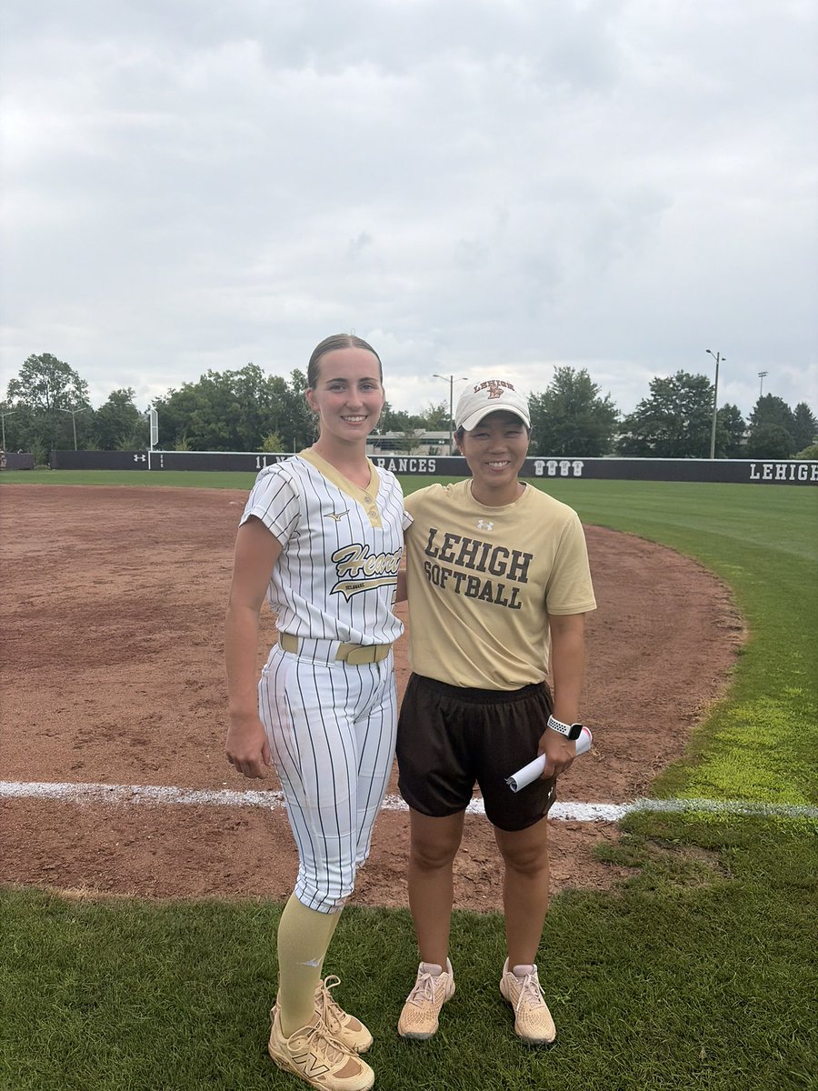 KatiePinand2028's tweet photo. Thank you so much @Lehighsoftball for such a great camp! I enjoyed every second of it! Thanks you coaches for having me @frantro1942 

@HeartCoachJWood https://t.co/VuRbIBb5zw