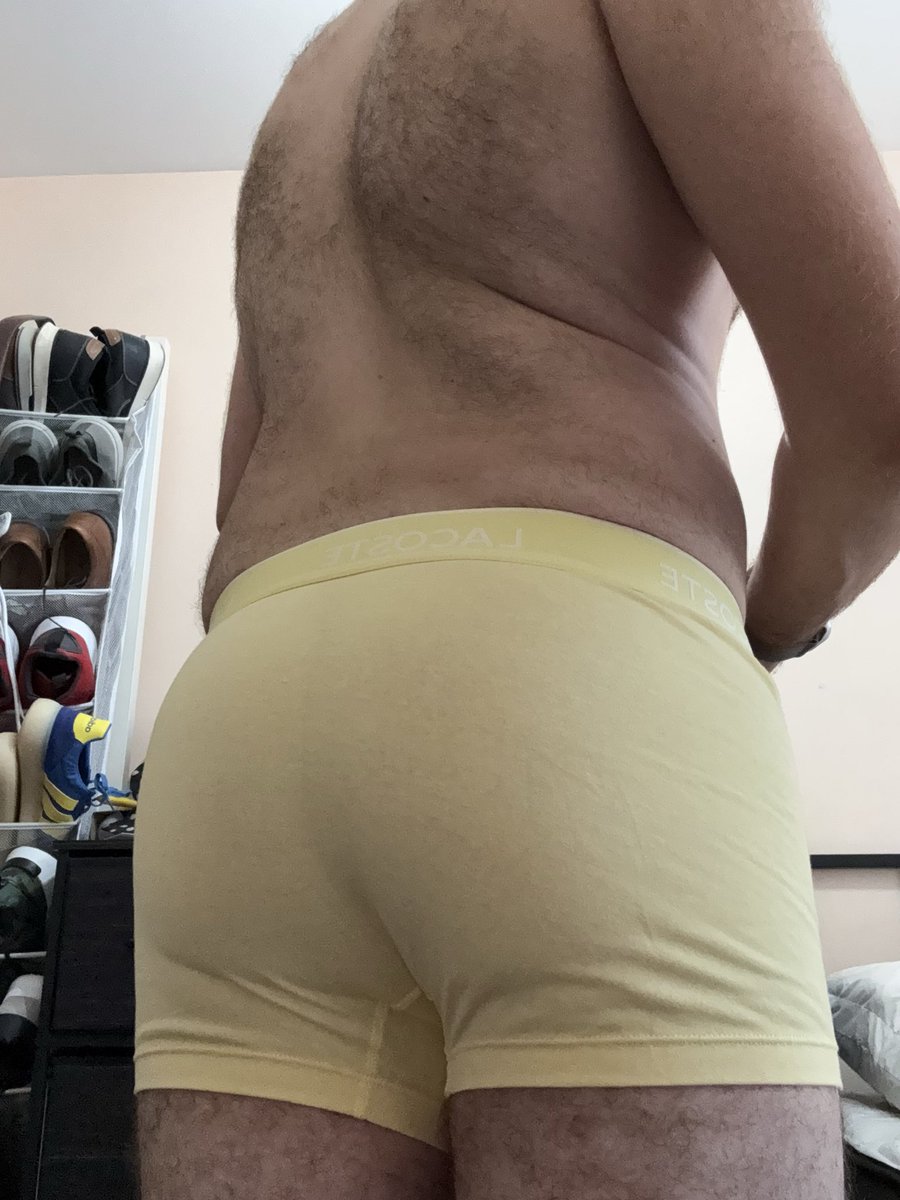 Joneb411's tweet photo. What color do you like more? https://t.co/v89665Tzli