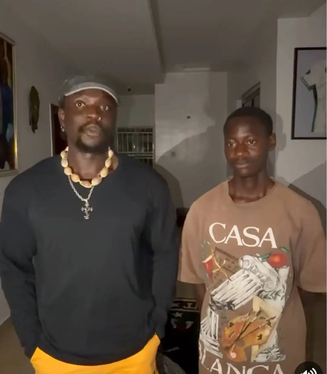 TheRatelNation's tweet photo. 🚨THE DOCTORS THAT ALLEGEDLY TOOK EZEKIEL'S KIDNEY ARE ON THE RUN 

Ezekiel Samuel the boy whose left kidney was removed is from Jaba Local Government, Kaduna State.  
His family informed one Mr Michael Sunday that some people removed Samuel’s kidney without Samuel’s consent and without the family’s consent..

He asked them to send him evidence, and they did.  
Because this case was beyond him, he immediately went to VeryDarkMan’s office and explained everything. VDM listened to him, and together they went to different hospitals to confirm if the kidney was removed. The hospitals confirmed that it was true...the kidney was removed.

So far, the Nigeria Police Force, the DSS, VDM, and Michael have arrested some people involved.  
However, the doctors are currently on the run.  

Mr Michael reported that Burna Boy was also interested in this case. Kudos to him.
