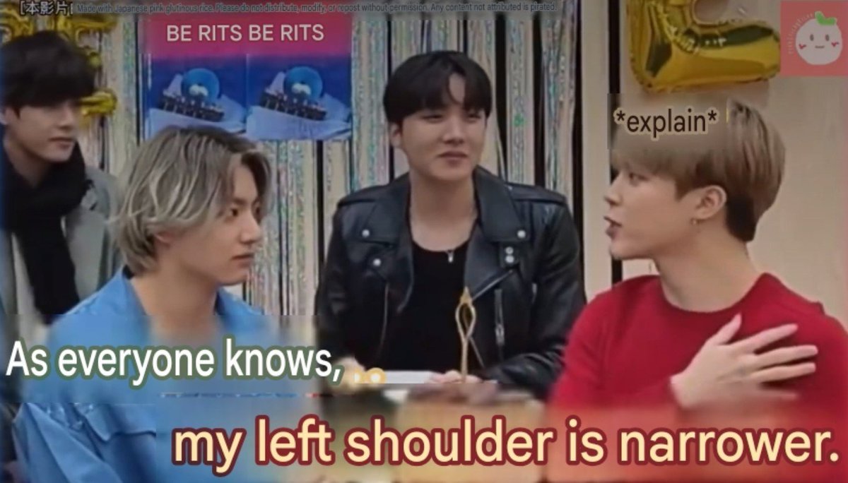 sobokkyu13's tweet photo. he actually said that himself before in a 2021 live, his left shoulder is narrower than the right shoulder that's why clothes tends to fall off of that shoulder https://t.co/g2B0Eys1g7