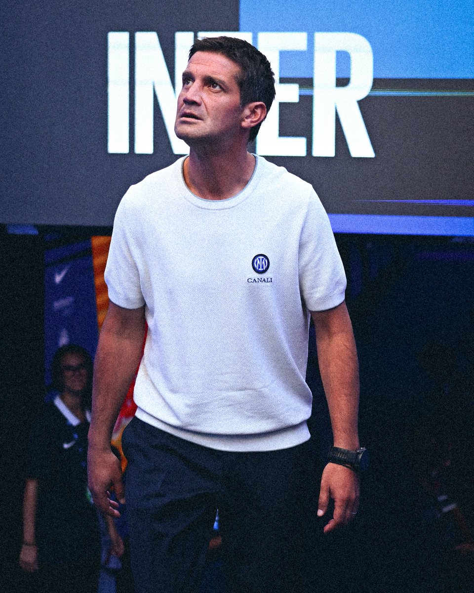 Inter's tweet photo. Mister 🖤💙 https://t.co/sYKyH1SlEx