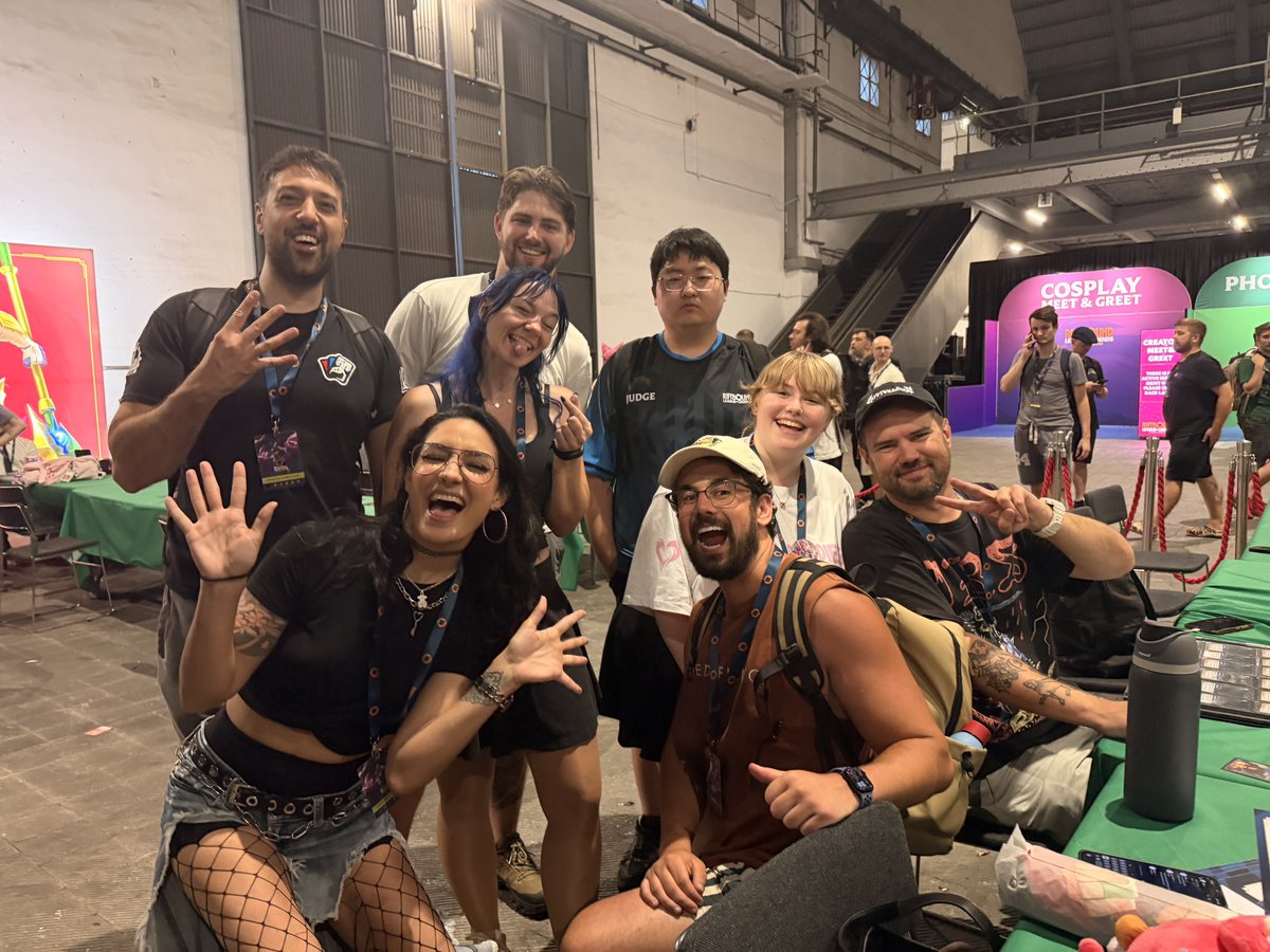 RiftboundFelipe's tweet photo. Epic Riftbound crowd at #RQBarcelona ! 
Best of Jhin: @JibbsUK @RiftlabTCG  
@artbynips 
Finals Judge Xue 
@carrybarlowtcg  
@0Kirisin 

@playriftbound @riftboundop 

#riftbound #riftboundtcg https://t.co/asEhS7flSk