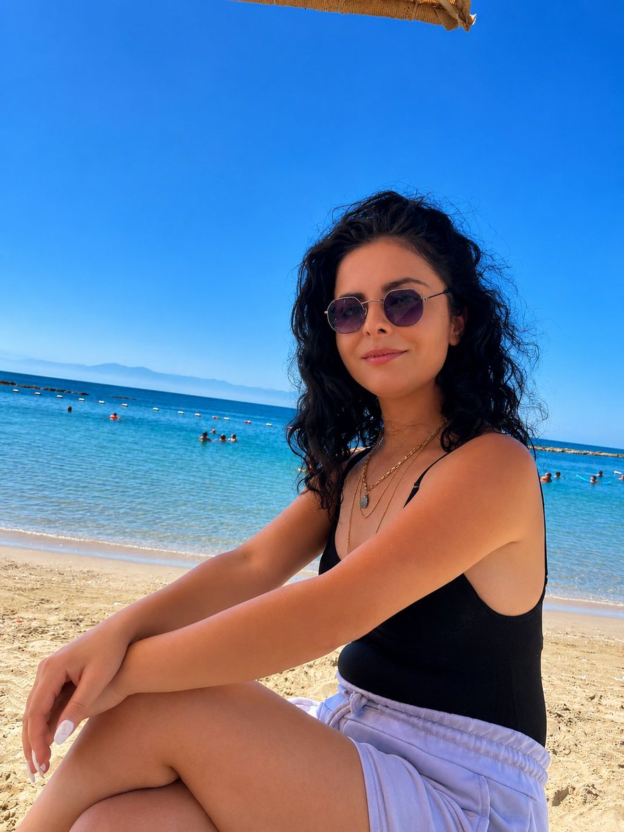 paramedikfatmaa's tweet photo. 🌊🌬️🦋☀️✔️ https://t.co/RWHBM3rJZb