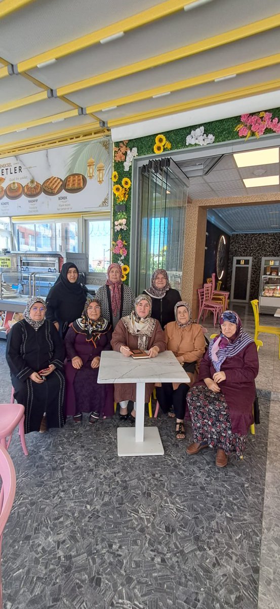 aksincankadin's tweet photo. @NigarKoca0666
📍Saraycık  mah
📍 Atatürk mah 
📍 29 Ekim mah mah
📍 Andiçen mah 
 haftalık olağan toplantılarını gerçekleştirdiler.
Özverili çalışmaları ve emekleri için teşekkür ediyoruz. 💐
@tugbaisikercan
@akgul_aysel https://t.co/Dsvzp6pHZN