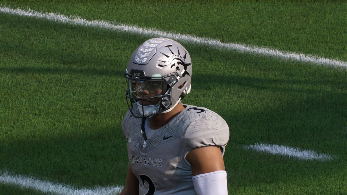 TBuilderCFB's tweet photo. Don’t think I ever posted this here but I made some updates to the New York Guardians uniforms. There are now some new number fonts, helmet finishes, and new unis including a whiteout, throwback, and darker shade of green!

Username: dabeastsacker
#CFB #Teambuilder https://t.co/Te57HxUI9h