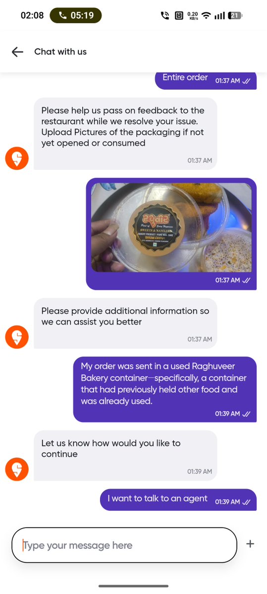 Pratikgondane21's tweet photo. Shame on @Swiggy @SwiggyCares @SwiggyTech My order was sent in a used Raghuveer Bakery container—specifically, a container that had previously held other food and was already used...
#iwantRefund https://t.co/VZ0EnaamjB