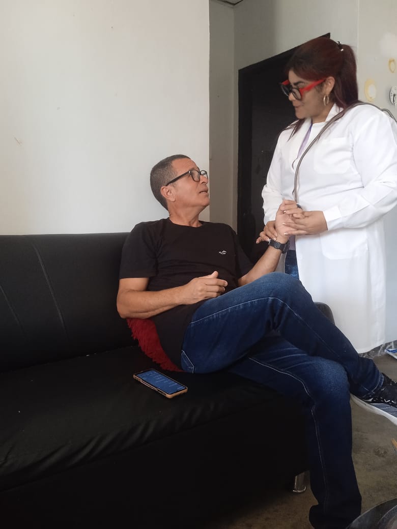yojandrino's tweet photo. En el Centro Diagnóstico Integral Rancho Grande Estado Zulia se desarrolla Jornada Laboral con la Doctora Marilaine Rodríguez  y Licenciada yanelis Aguilar 
#CubaCoopera
@cubacooperaveZ1 
@cubacooperaven https://t.co/gBmtOR3ZdT