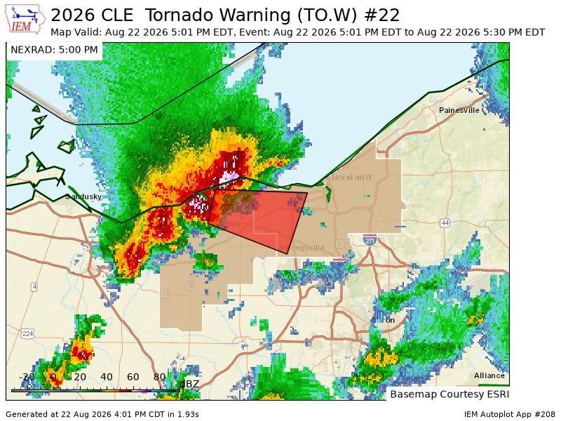 wxcast's tweet photo. CLE issues Tornado Warning [tornado: RADAR INDICATED, hail: 1.00 IN] for Cuyahoga, Lorain [OH] till 5:30 PM EDT https://t.co/oIixjqqNA5 https://t.co/4VzhlWoADu