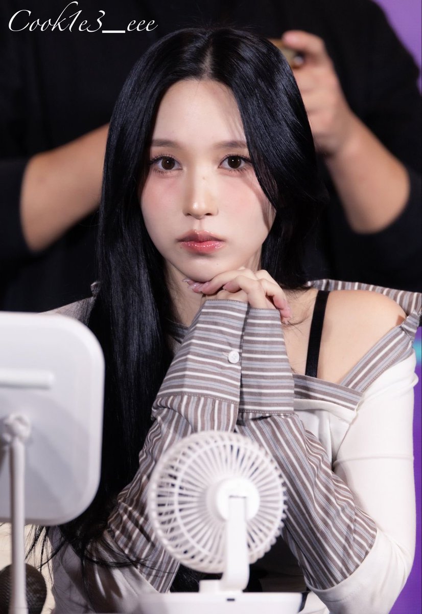 myouigraphhq's tweet photo. I love thee Mina 🥺❤️🐧🤏🏻 https://t.co/B5i8ksn4tC