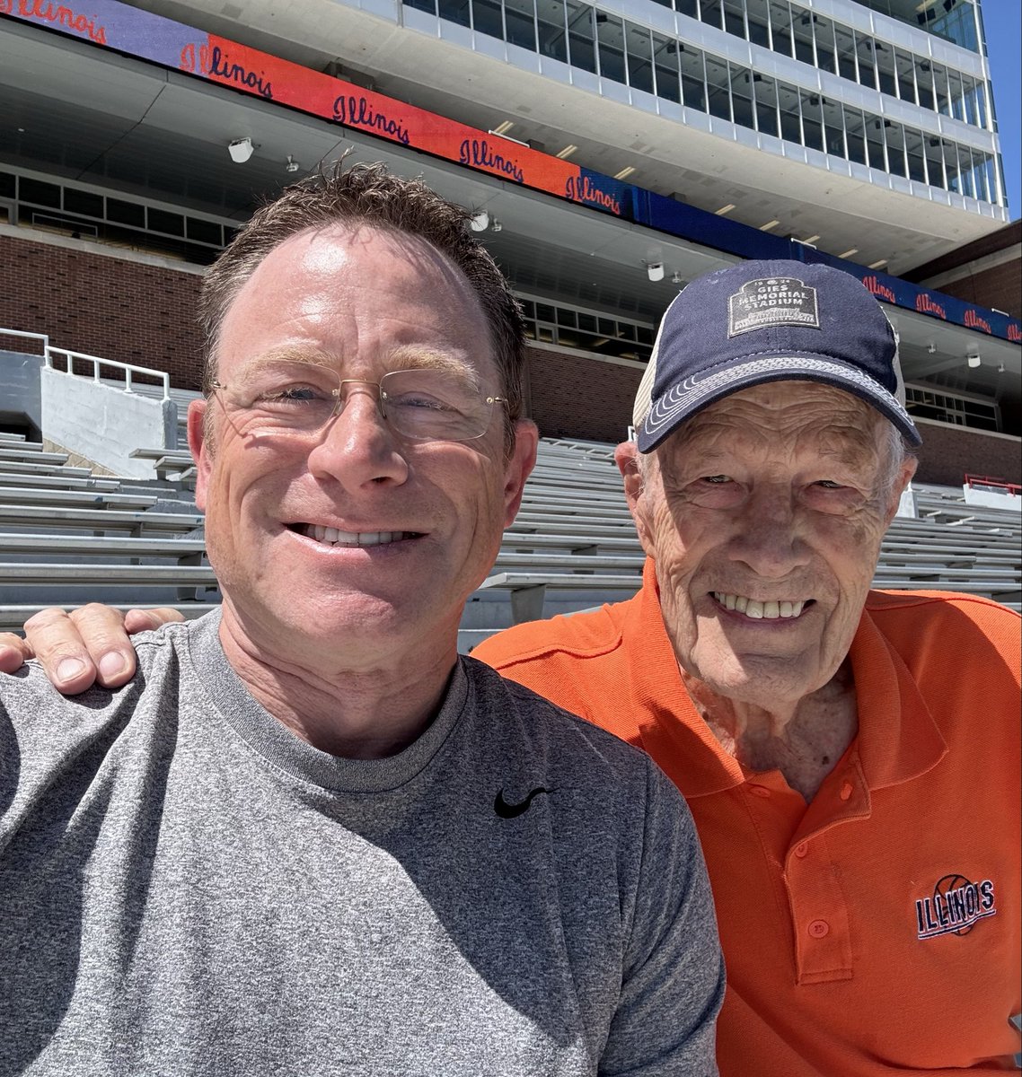 BTNDaveRevsine's tweet photo. Finally – always fun to spend time with the great Loren Tate. Today was the 60th anniversary of his first @news_gazette story &amp; he’s still out there taking notes (noticed him jotting down a depth chart), writing columns &amp; hosting radio shows. He’ll be 95 in Nov. Man is amazing. https://t.co/ZkX8L9iydN