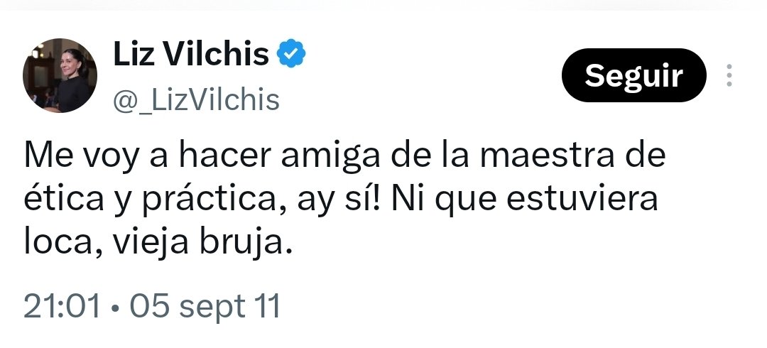 AleEsat's tweet photo. Ana Elizabeth García Vilchis no solo resultó ser gordofóbica y clasista. Desde septiembre de 2011 estaba claro su desprecio por el conocimiento, tanto, que quería extorsionar a sus profesores para pasar las materias.

"Vieja bruja", le llamó a su profesora de ética y práctica.

¿De eso también te arrepientes @_LizVilchis?

Claro, las personas cambian, pero recuerden que hace apenas unos días, la lectora de noticias insinuó que Grecia Quiroz tenía conocimiento del asesinato de Carlos Manzo. Una miserable.