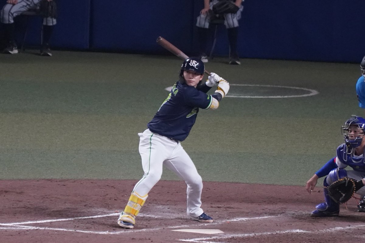 4374Yoshi's tweet photo. 長岡選手、久しぶりのタイムリーヒット。
8月の好調を維持して欲しい。
月間MVP狙ってほしいな。。。 https://t.co/FLsRzpjNKy