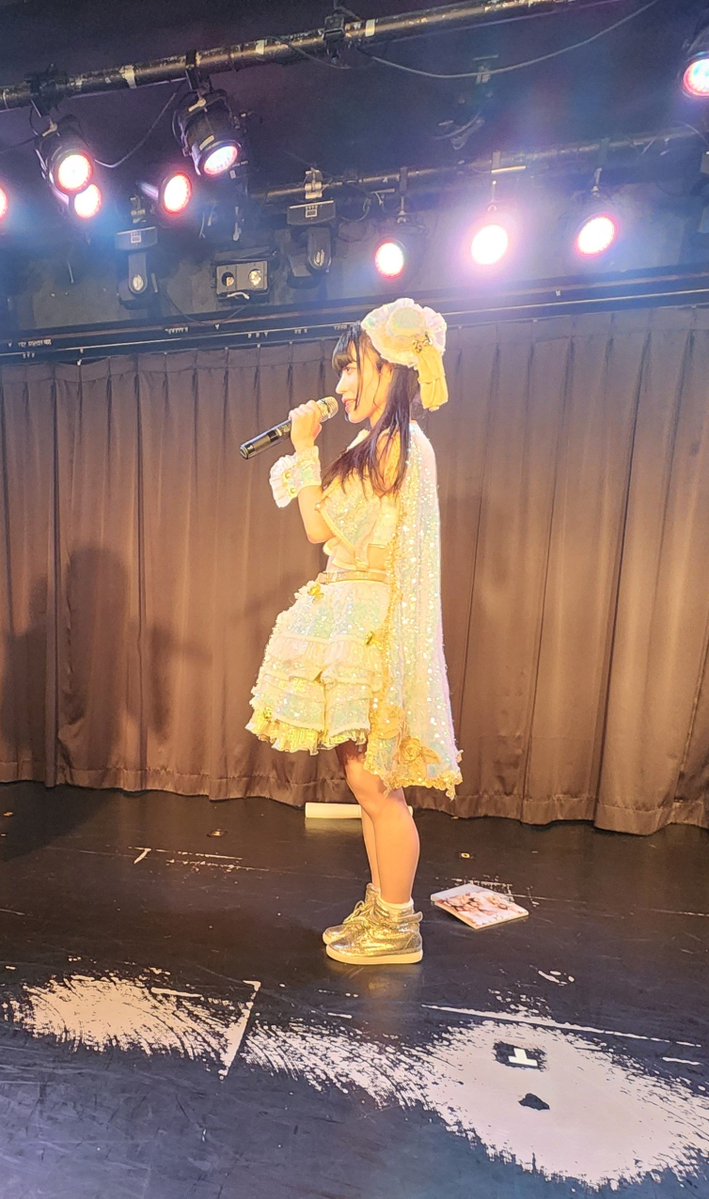 si1no9's tweet photo. 今日の
みるく活
神戸ショコラうまか～( =＾ω＾)
ある新聞より
スマホ長時間使用で筋肉が疲労。
睡眠にも悪影響。
小まめに休み、体操実践

そうですね、使いすぎに気をつけて(*´-`) https://t.co/ylCV8Sr9RG
