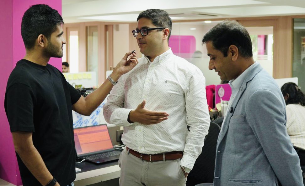 kushallodha548's tweet photo. His name is Gajendra Kothari. 

He does SIP of Rs. 52 Lakhs per month.

He has Mutual Fund corpus of Rs. 70 Crores.

He manages Rs. 3,000+ Crores in AUM.

We went to his office - Etica Wealth Pvt. Ltd. , spoke to a few employees, and the stories were extremely inspiring.

There were people who were doing SIP of Rs. 25k pm, Rs. 50k pm, Rs. 80k pm and even Rs. 2L pm.

All of them started with just Rs. 500 or Rs. 21,000 pm SIP.

And all put together, their entire office must be doing an SIP of Rs. 2 Crores per month.

This is the power of investing, and compounding - wealth is created only in the long term.

The earlier you start, the more you grow!

@gajendrakothari @eticawealth