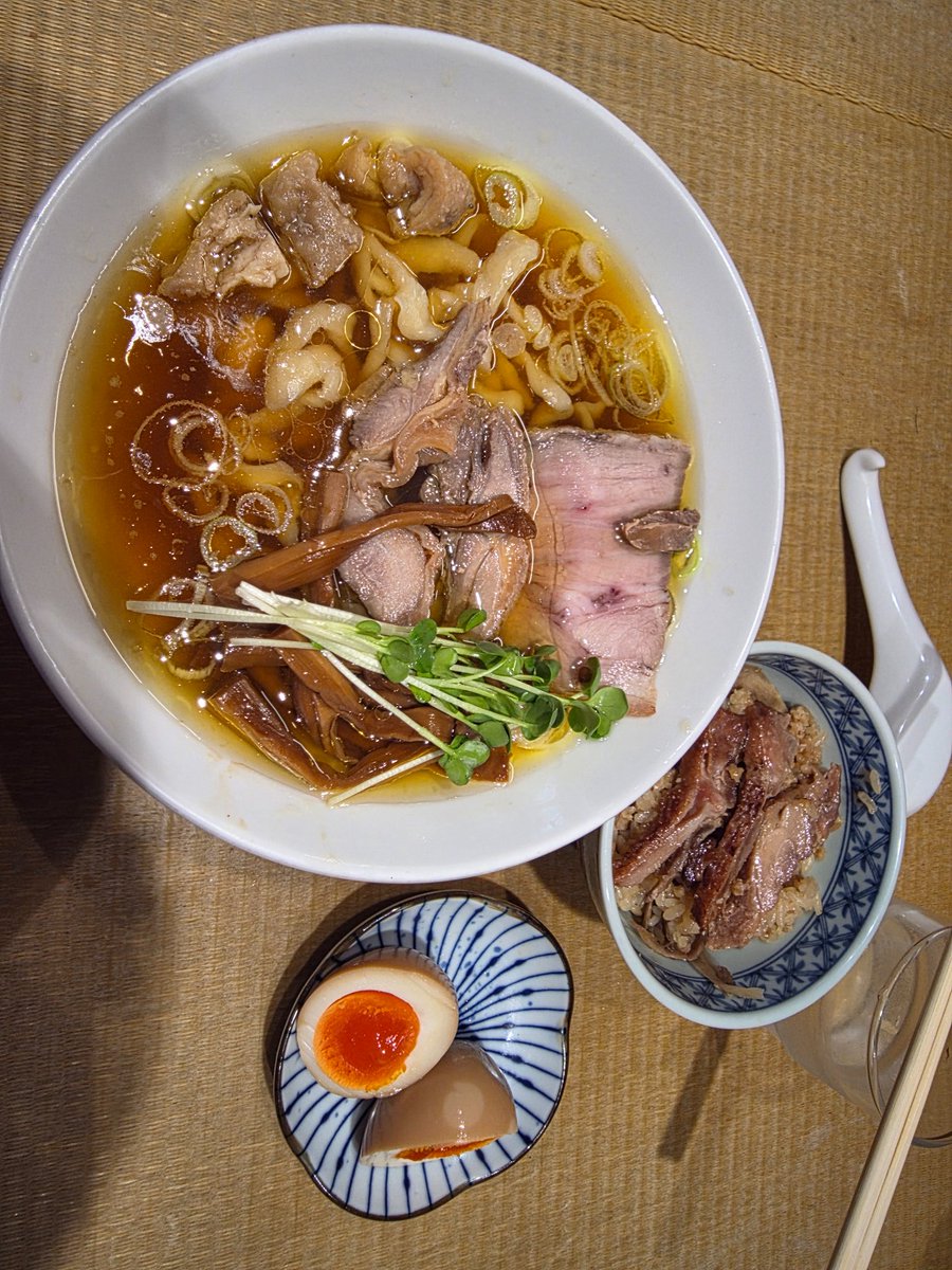 kohl620's tweet photo. いつも混んでたラーメンに https://t.co/SH8jAiZ4Sx