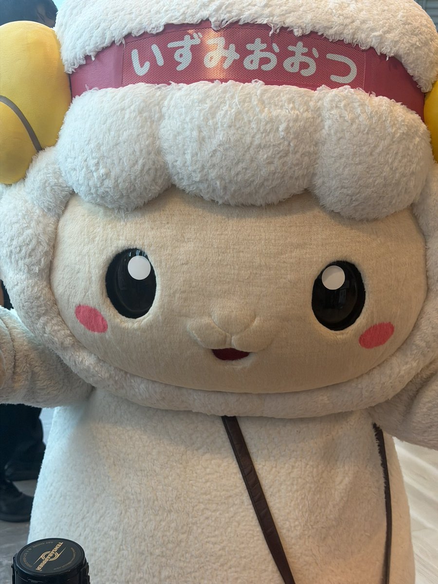 gacya15's tweet photo. サービスタイムきたw https://t.co/V46nFoSu1z