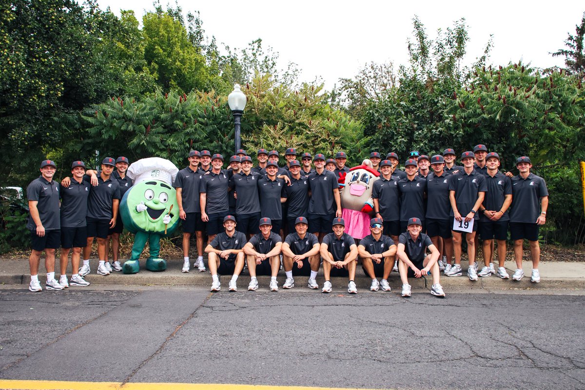 wsucougarbsb's tweet photo. Lentil Fest 26

#GoCougs | #NextIsNow https://t.co/vqBGM844Pj