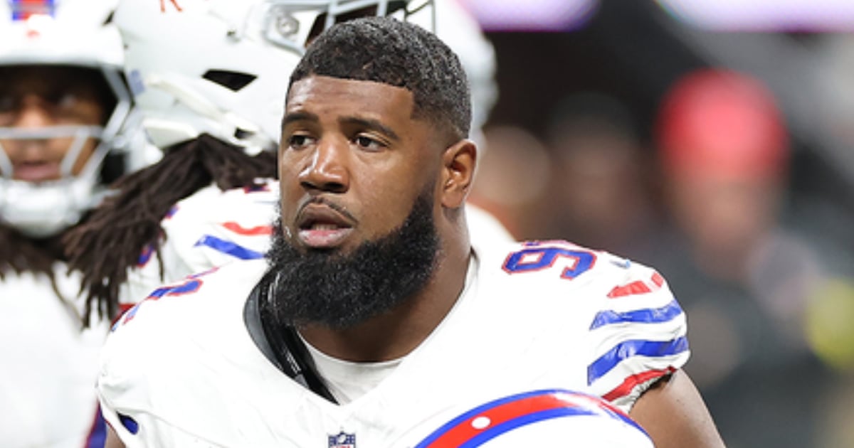 la100fm's tweet photo. Tragedia para una estrella de la NFL: murió su hijito de 2 años tras ahogarse en una pileta https://t.co/f3uu7276c5 https://t.co/6SQl7scNSi