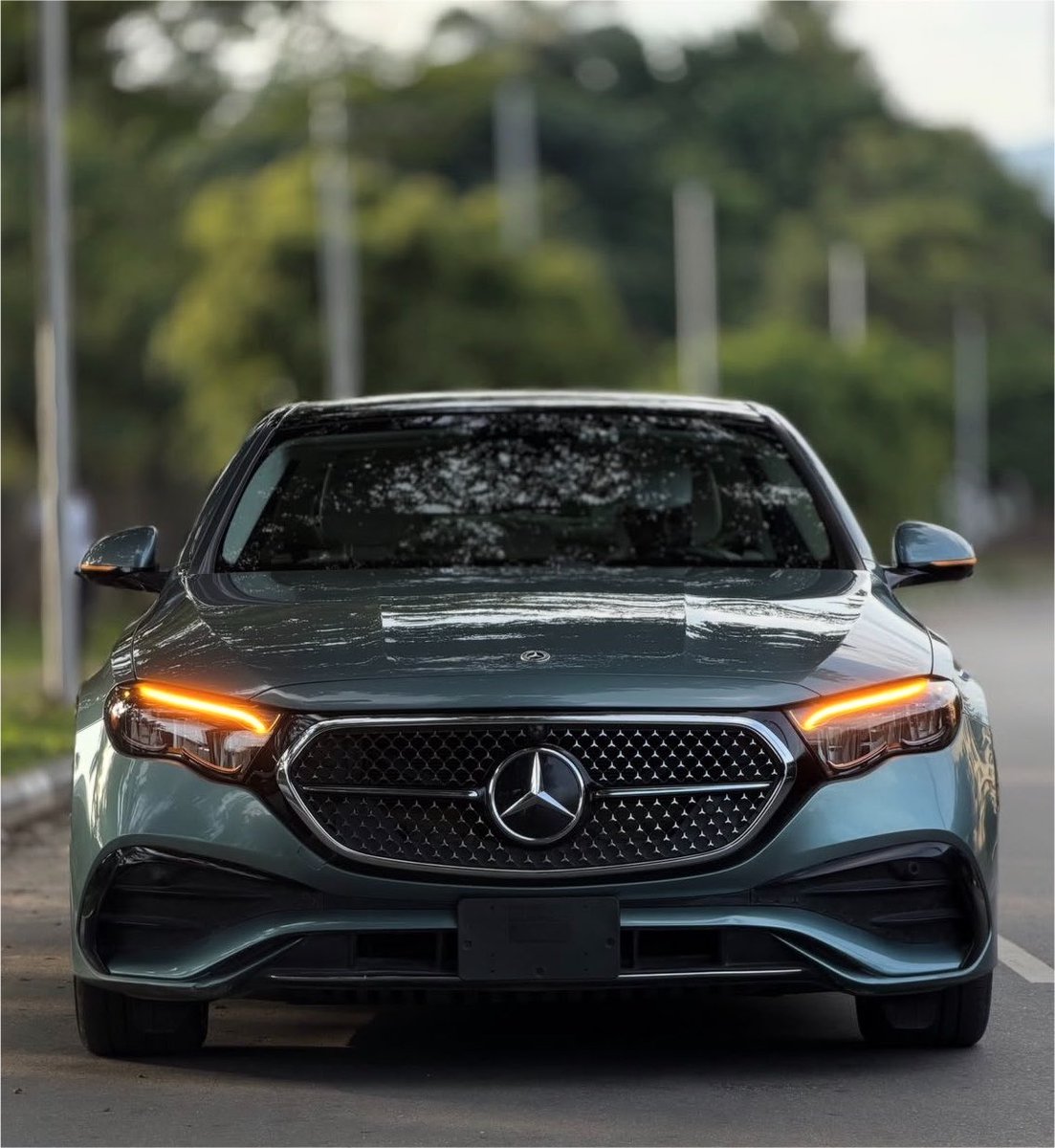 Daggash__'s tweet photo. MERCEDES-BENZ E350
Foreign used 2024 8k Miles
Original duty ☑️
🏷️165m
📍Abuja https://t.co/Gbt9NVurDG