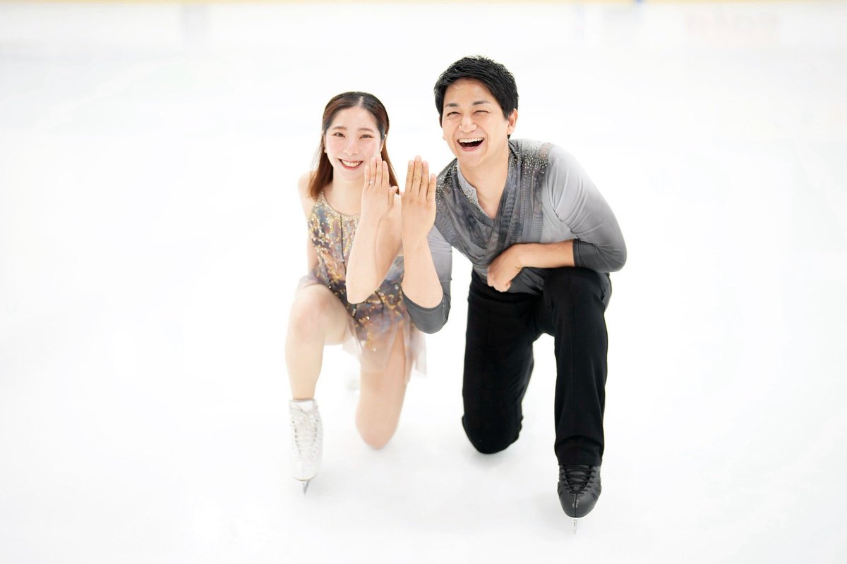 Lloner112's tweet photo. 2人は婚約しました。💍❤️

嬉しい時も大変な時も、たくさんの時間を共に過ごし、今ではお互いにかけがえのない存在です。

これから始まる新しい章も、2人らしく一歩ずつ歩んでいきます。これからも温かく見守ってください。✨ りくりゅう https://t.co/203tbwWnQf
