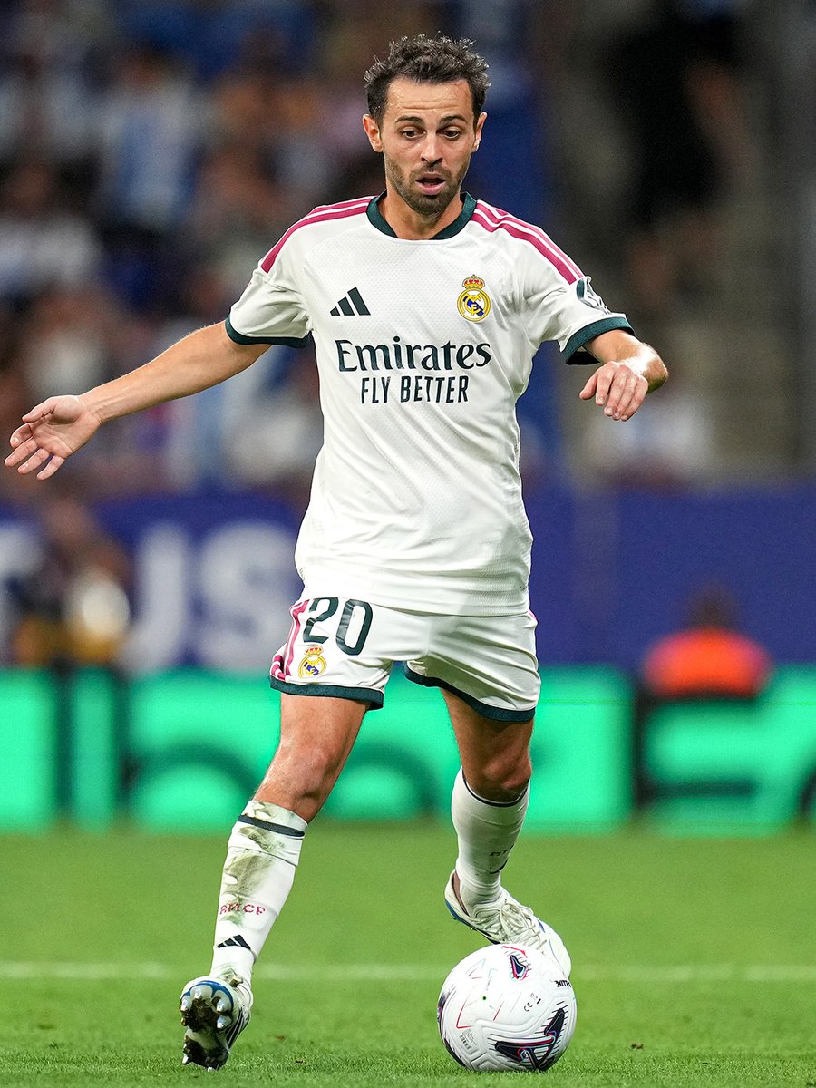 realmadrid's tweet photo. 🆕 ¡Debut en partido oficial de nuestros seis fichajes! https://t.co/mSDnZoMWiK