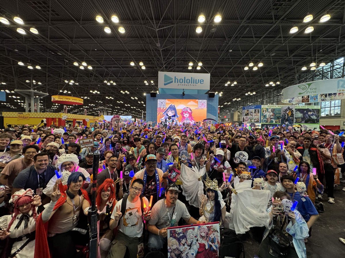 ourokronii's tweet photo. Thank you #AnimeNYC! You were a blast to be with 🥰 https://t.co/QTJXacGXvX