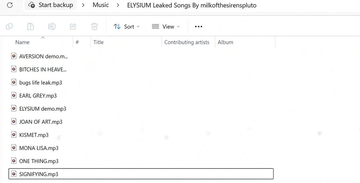 Krystalssslo's tweet photo. OMG??? SOMEONE SENT ME THIS!!!! AVERSION IS SOTY https://t.co/4L4xxD46ob