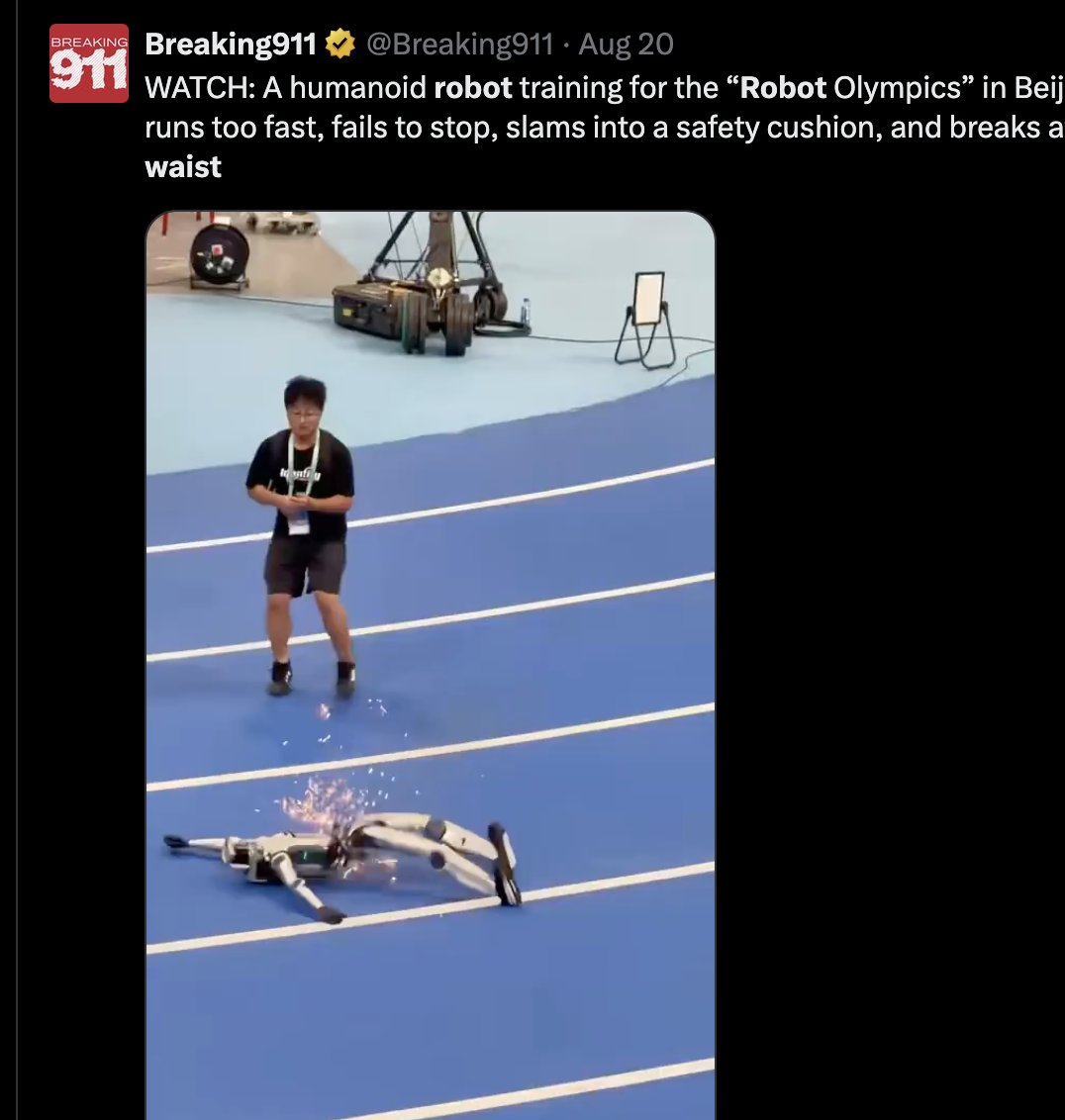 teortaxesTex's tweet photo. I respect immensely how these companies embrace failure
For the longest time I've been hearing that American advantage is daring to fail and try again, not "save face". In Beijing Robot Games, we are seeing machines wrecked, Looney Tunes style, real time. And people cheer. https://t.co/DcZ3ddLuNp