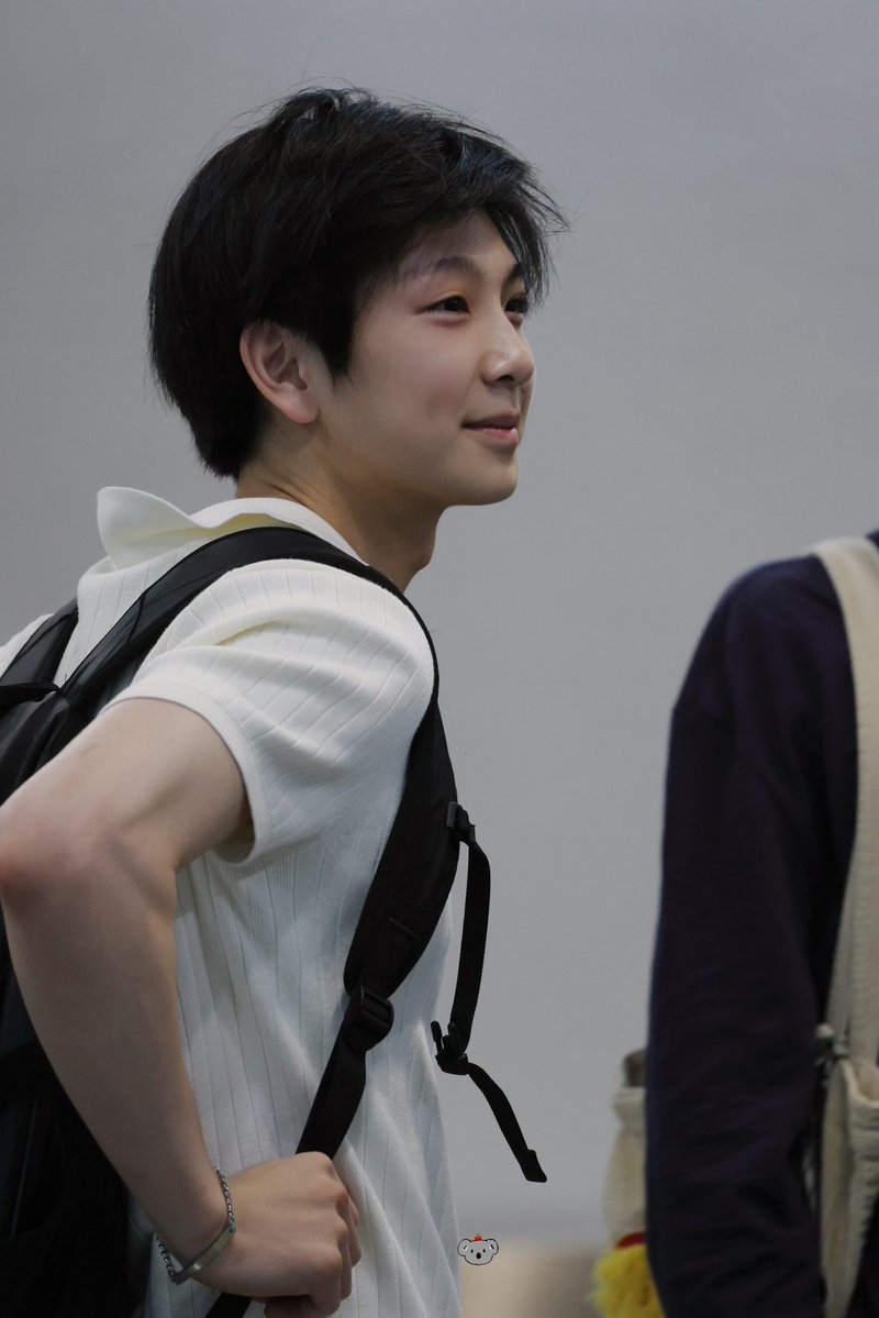 Ky_yy0703's tweet photo. #카이렐 #KYRELL #AMPERSANDONE #앰퍼샌드원 
20260823 🇲🇴🛫 https://t.co/XOpuuvH3Ce