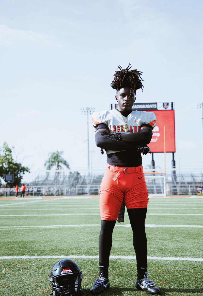 TravorisBlack23's tweet photo. This the year🖤🧡 @Andy_Villamarzo @ahmadblack35 @DylanOliver23 @coachhenn12  @H2_Recruiting https://t.co/f6X7lDMjAg