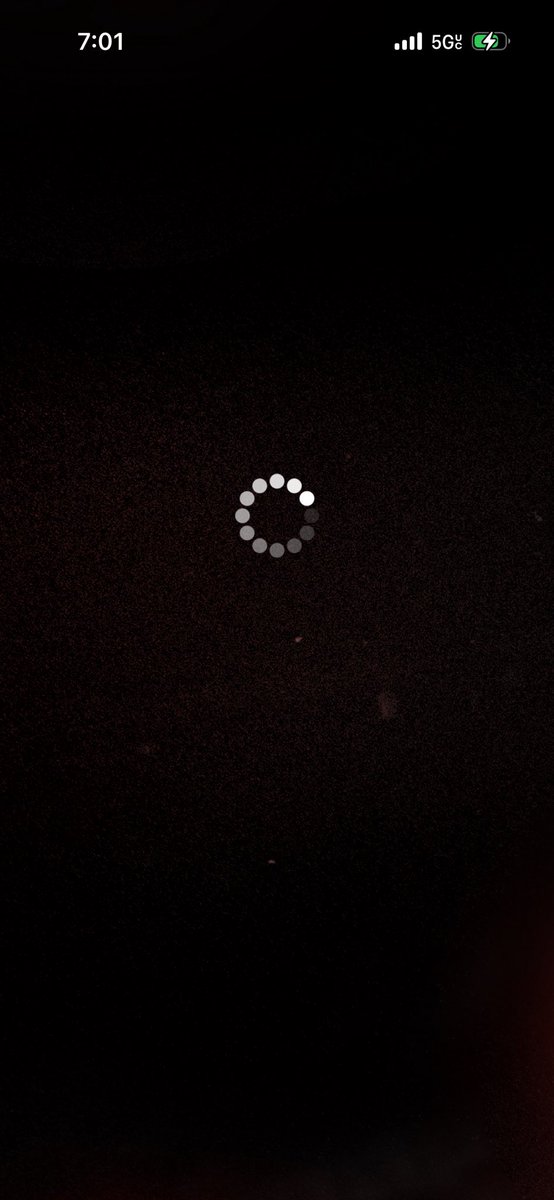 NoRol3Modelzz's tweet photo. I shouldn’t have to open the HQ app the night before for it to be loaded up the next day 🤦🏽‍♀️ @NBA2K https://t.co/DBDQSTKErL