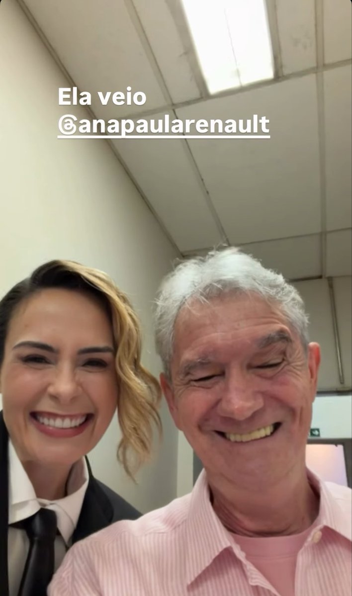 intensanahi's tweet photo. Agosto de 2026, e ainda tem gente tendo uma briga imaginária com Ana Paula.  Enquanto isso, no mundo real: https://t.co/tbgsEQH7sL