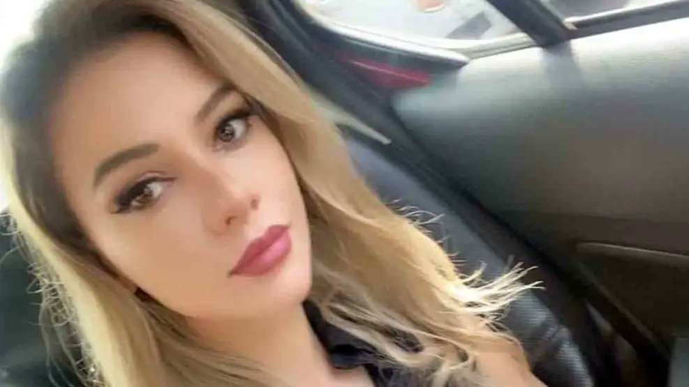 tintoyfaina's tweet photo. BOMBA !!!!!

Nadia Beller fue dada de alta y entregó a la Justicia de Bolivia todas  las GRABACIONES de todos los negociados de Fernando Cerimedo que tendría con el gobierno argentino. https://t.co/FiOHo2C5i9