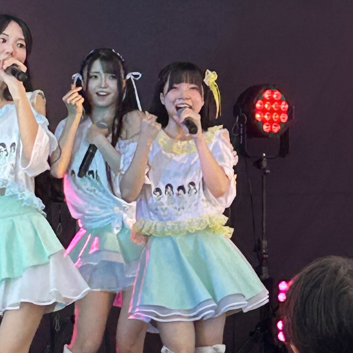 siesta1002's tweet photo. ReFLiA / POP GALAXY
🗓️26.8.15.
📍お台場R地区

なにかと話題のフェスでしたが、雨もあがって最高のステージでした😄
メンバーそれぞれアレンジした衣装もGood👍

#ReFLiA 
#ReFLiAの輪 
#優希まひろ https://t.co/NC3wAYtidV