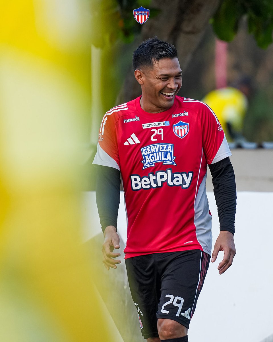 JuniorClubSA's tweet photo. ¡YA CASI NOS VOLVEMOS A VER! 🦈 https://t.co/K7Ao0i7iek