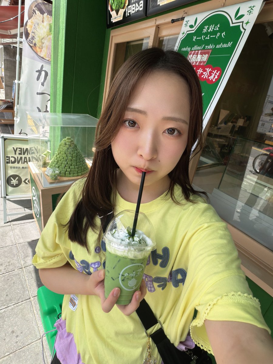 saaa_moon0516's tweet photo. おはようございます☀️

涼しい日が続いた思ったらすっかり夏らしさが戻ってきましたね🌻

暑すぎるよ！！！

でもなんだかんだ汗かくのも好きなんだなぁ🤔
今日も暑いですが頑張りましょう💪 https://t.co/ha9vPS4zpf