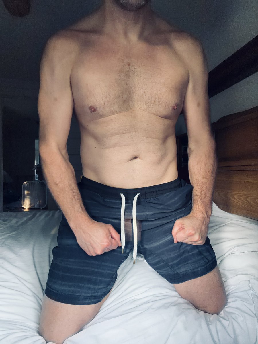 bbtmjock's tweet photo. Happy weekend. https://t.co/W5XqSusC6I