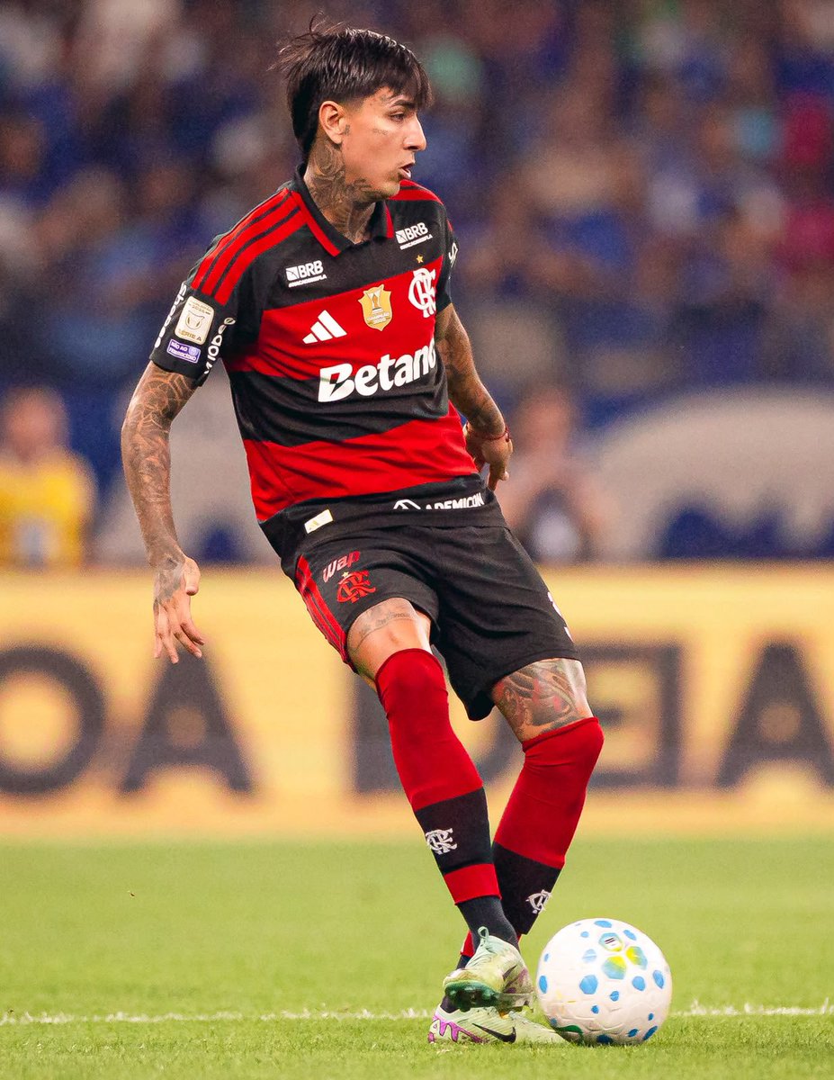 Flamengo's tweet photo. O primeiro tempo em imagens!

#CRUxFLA https://t.co/r5OyabZNLE