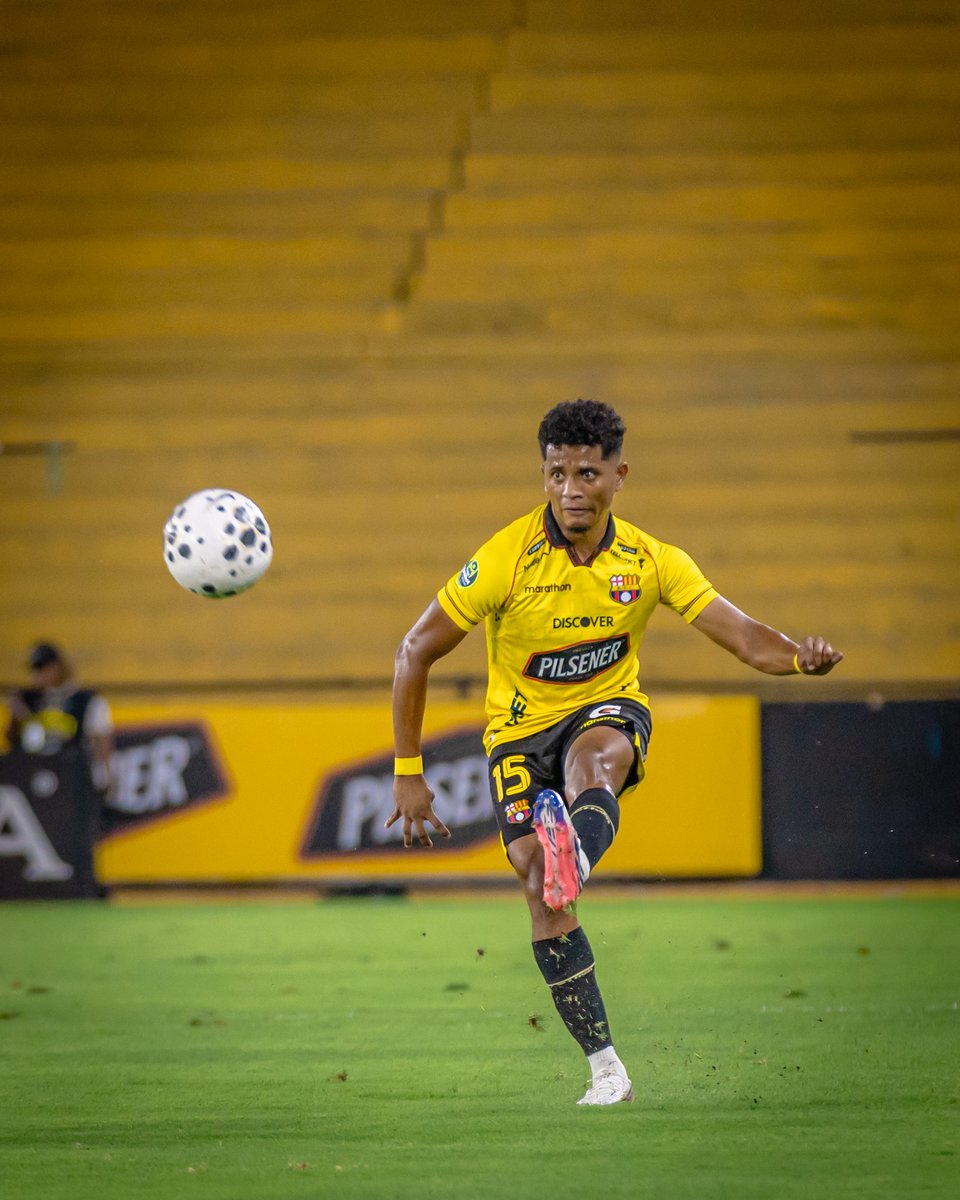 BarcelonaSC's tweet photo. 30’ | #BSCvsOSC 1-0
#LigaEcuabet | #VamosIdolo https://t.co/3Hn1ntx6kx