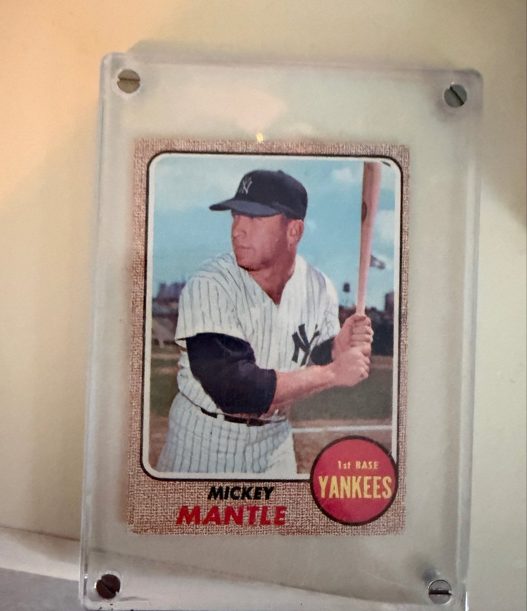 iCarryFN's tweet photo. Father in law just cleared out his old collection and gave me these. Should I get them graded? 

Rookie Joe Montana 
1968 Mickey Mantle

@CardPurchaser https://t.co/2wVhDTDPoG