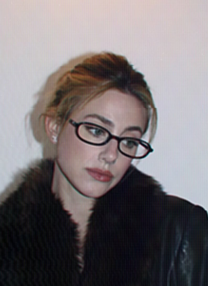 Robine2y's tweet photo. Lili Reinhart, how are her looks, personality, and acting ALL this good? Like this is literally perfection https://t.co/dVsFklZLcY