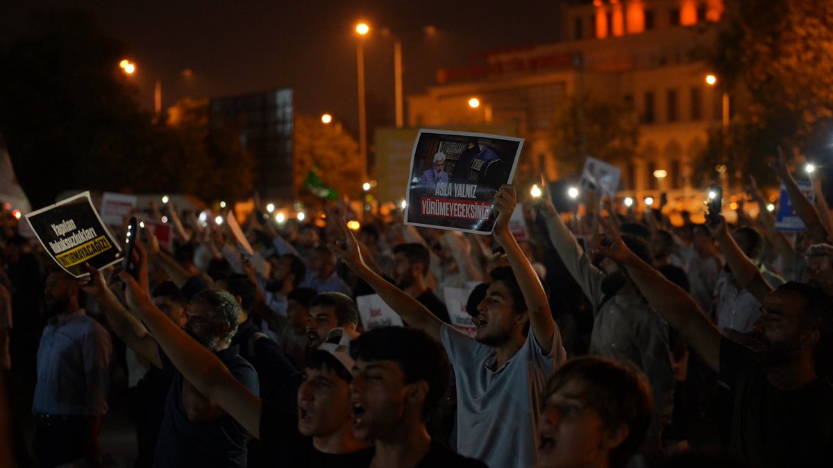 benaleynich's tweet photo. AlparslanHoca Tutuklandı
LanetOlsun BöyleAdalete https://t.co/gaC9CHtZOR
